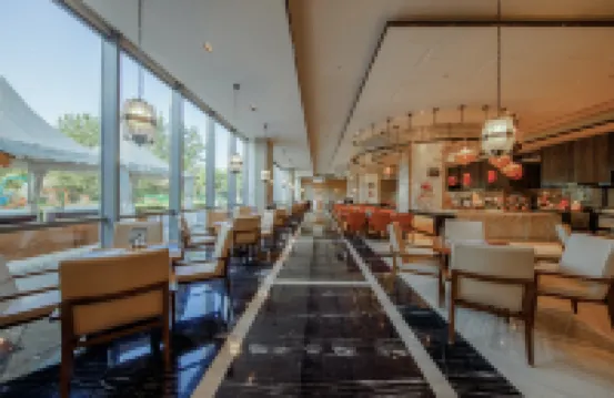 Sheraton Langfang Chaobai River Hotel