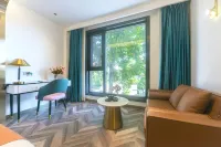 Lushan Yunlian Hotel (Guling Street Cableway Upper Platform) - balcony
