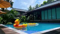 Guilin Zizhou Panorama Resort - Infinity Pools