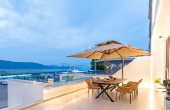 Peach Blossom Island Out of Peach Man Life