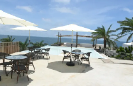 May Coastal Bed and Breakfast in Naozhou, Zhanjiang