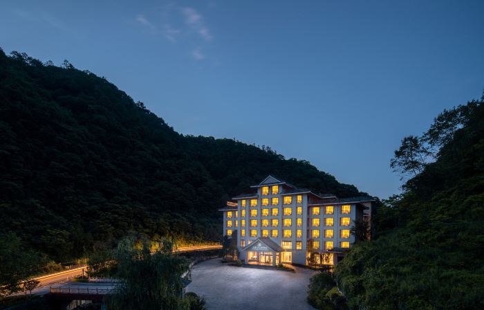 名人度假飯店（光霧山景區店）