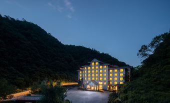 Guangwushan Celebrity Resort