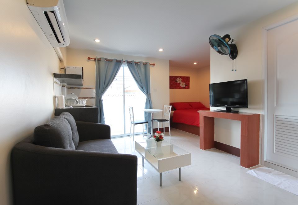 Walking Street Guest House