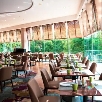 DoubleTree by Hilton Shanghai - Pudong Отели рядом с достопримечательностью «Торговый центр Kerry Parkside»