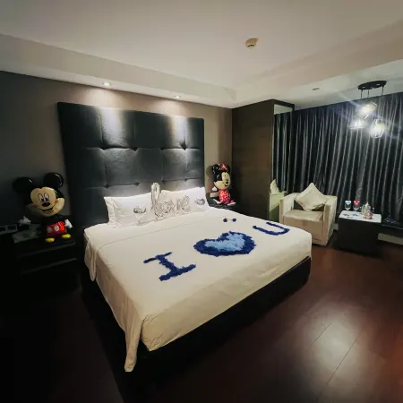 Yimei Hotel Отели рядом с достопримечательностью «Чунцинский детский парк»