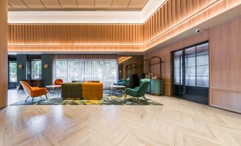 Orange Hotel (Fuzhou Yantaishan Sancha Street Subway Station)