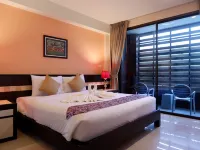 Rattana Residence Thalang Hotels near Wat Prathong