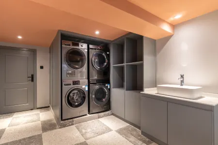 Tuke Shanglin Hotel (Huanggang Normal University Branch)) Отели рядом с достопримечательностью «Mechanical and Electronic Engineering Department of Huanggang Polytechnic College»