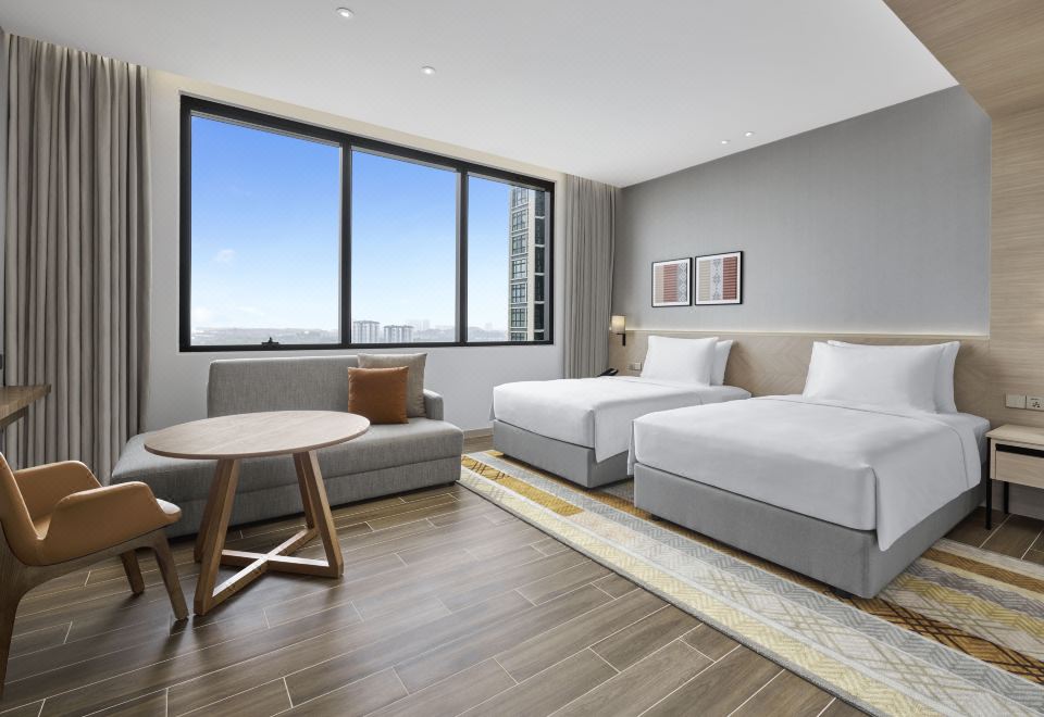 1. 하얏트 플레이스..