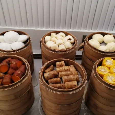 Homeinn Plus Hotel (Xianning Yinquan Avenue Tonghui Plaza)