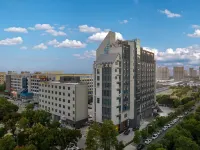 Maison New Century Hotel Ningbo Zhenhai New City Hotels in Zhenhai Commercial Area