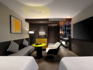 Yuefeng Jiajing Hotel