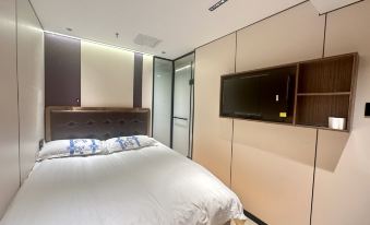Huayi Boutique Hotel (Beijing Railway Station Tongren Hospital)