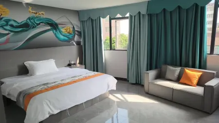 Ronghua Hotel Отели рядом с достопримечательностью «Beishansi»