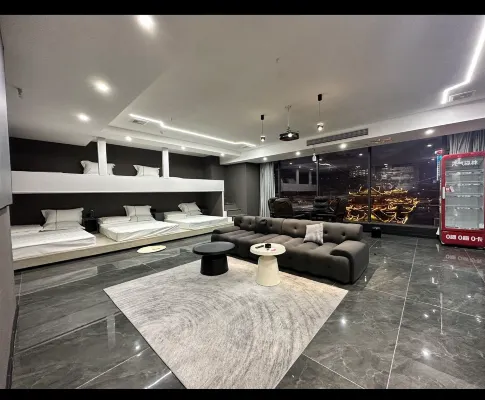 Yanhe Shousu E-Sports Hotel