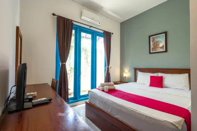 RedDoorz Near Pantai Sanur Bali Hotels near Renon Square