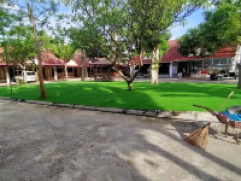Bansuan Resort Hotels in Nakhon Sawan