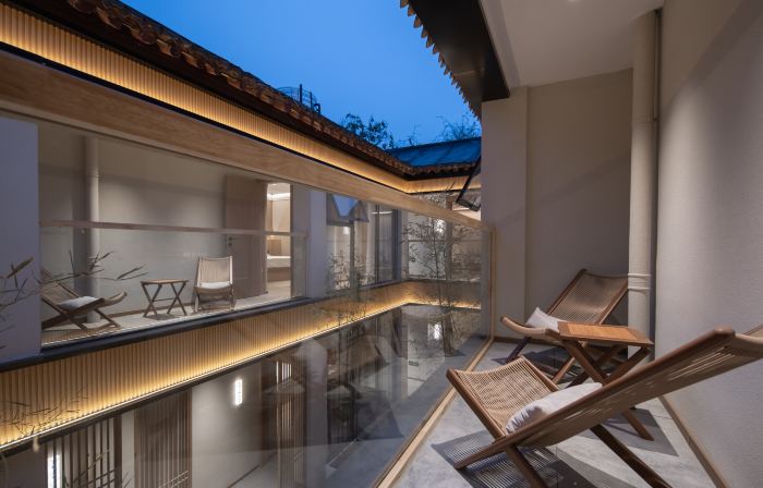 Jiyuan Huanqin Hotel (Lijingmen Cross Street Branch, Luo Yi Ancient City)
