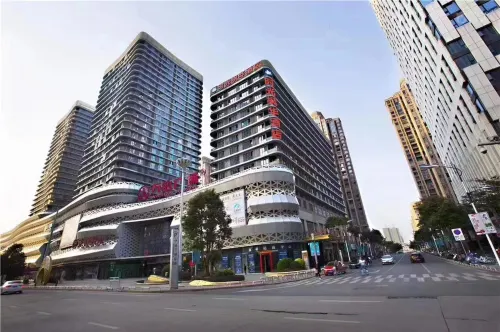 Maple, Longyan, Wanda Plaza Hotels in Longyan