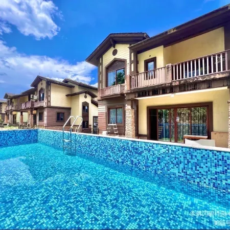 Qianyi Hot Spring Resort (Fogang Country Garden)