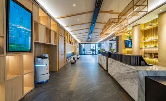 Jianguo HIDDEN Hotel (Shenyang Station Zhongshan Square)