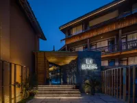 Wanda Moments Guesthouse，Lugu Lake Hotel in zona Lover Tree