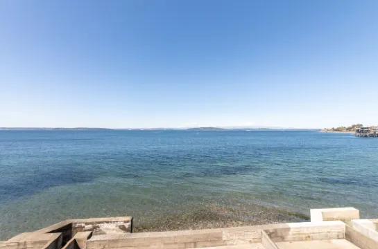 Beachwood Waterfront Resort Xung quanh Photos