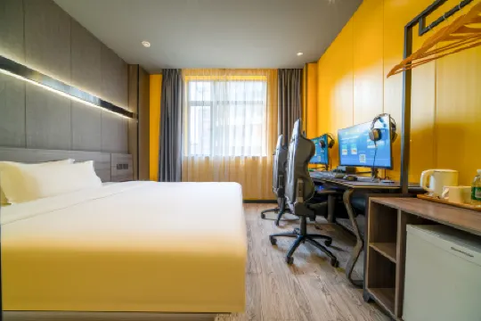 Jishui Shenghe E-sports Apartment