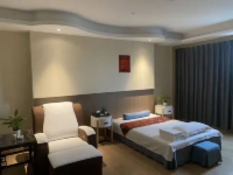 โรงแรมเวียนนา อินเตอร์เนชั่นแนล (สะพานไว่ซา เชิงไห่ ซานโถว)