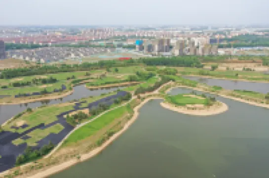 Days Inn By Wyndham(Linyi Qiyang International Airport）