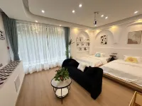Lu'an Pusu B&B - balcón