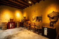 Xinsu Changrong Tulou Cultural Homestay (Yunshui Ballad Shop)