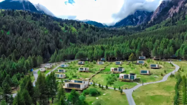 Jiuzhai Forest Earth Cabin Hotels near Zhongcha Ditch