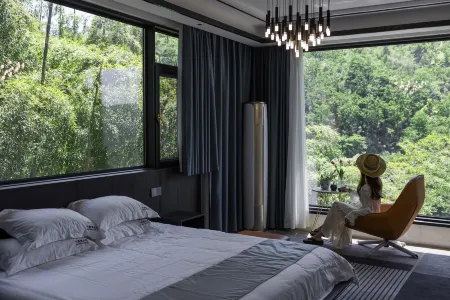 Zhufenglan Отели рядом с достопримечательностью «Jiulongxia Scenic Area»