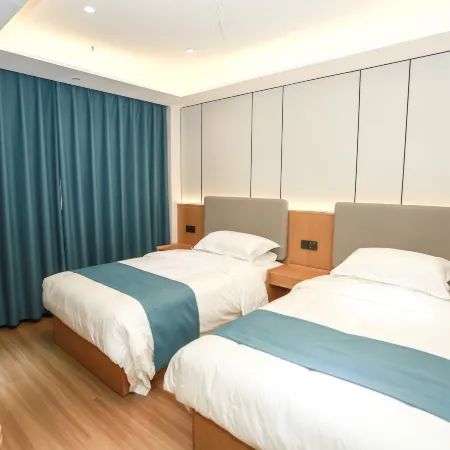 Yangxian Jinding Business Hotel