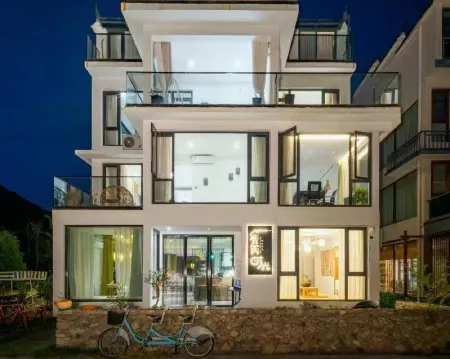 Qingbin Shiguang Guesthouse (Building 1) Отели рядом с достопримечательностью «Gaoqian Ancient Residence»