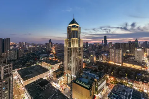 Atour Hotel Wuhan Jianghan Road Pedestrian Street