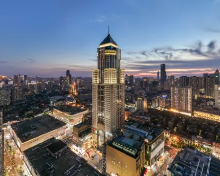 武漢江漢路步行街高空江景亞朵飯店 武漢住宿飯店
