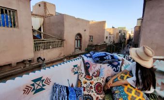 Gobi Desert Homestay Cluster (Budaishu Branch)