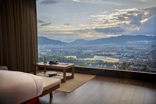 Tengchong Pohang Dongshan Hot Spring Hotel