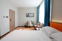 Rich Forest Hotel (South High-speed Railway Station sports center)) Hotel in zona Huaihua East Station
