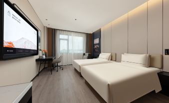 AtourHotel (Wuyuan Cultural Square LandscapeBridge)