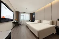 AtourHotel (Wuyuan Cultural Square LandscapeBridge)