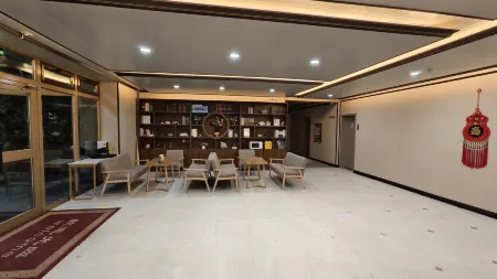 Coco Hotel Fuyun Snowy Region Отели рядом с достопримечательностью «The Koktokay No. three pit»