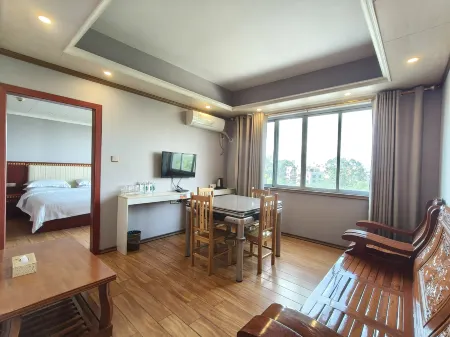 Xixiangfeng Hotel Отели рядом с достопримечательностью «Beiliu Library»