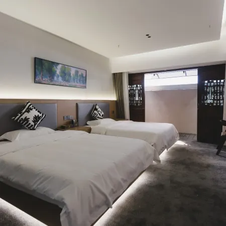 Tongyin Hotel