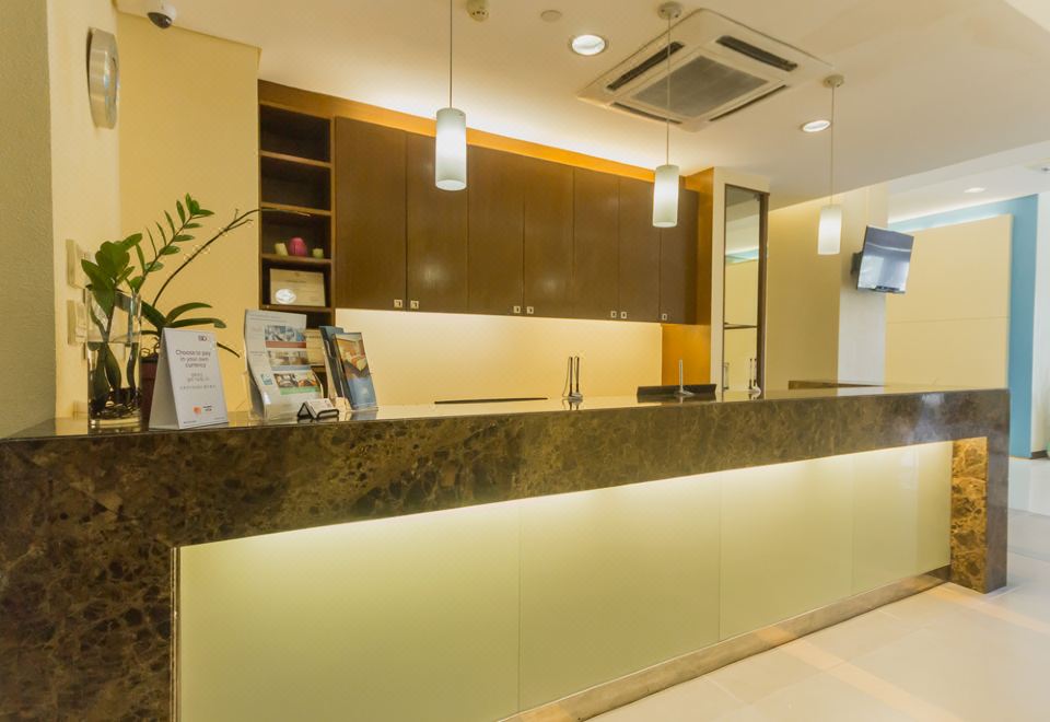 2. 샌토마스 스위트..