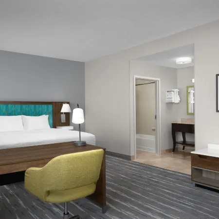Hampton Inn & Suites Durham/North I-85
