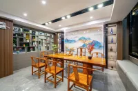 Changqing Hotel (Qujing Niujie Community)